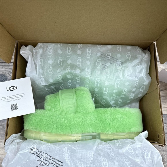 ❌SOLD❌NIB UGG Fluffita 9 40 Parakeet Green Clear Slide Slipper Platform Sandals - Picture 9 of 12